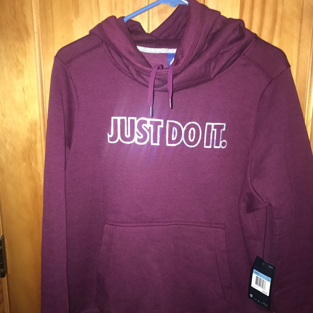Brand new Nike sweatshirt size M